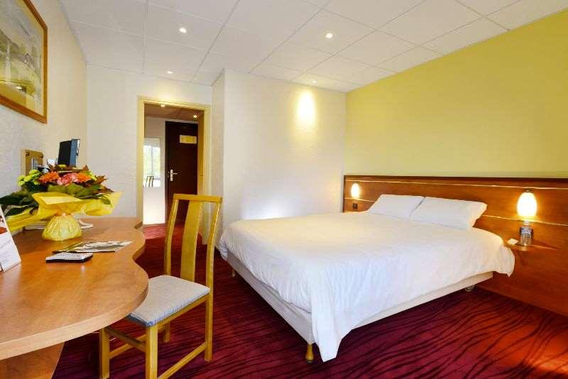 Brit Hotel Nantes Vigneux - L'Atlantel Ruang foto