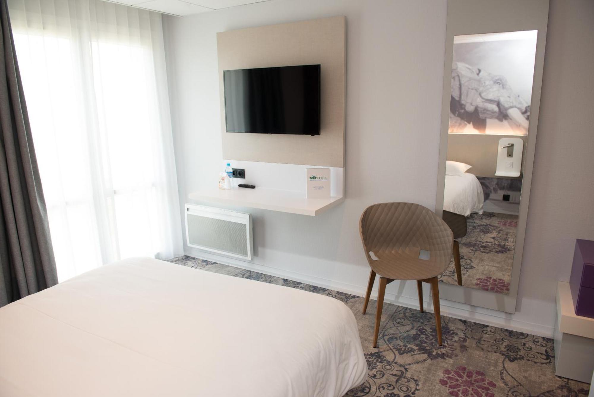 Brit Hotel Nantes Vigneux - L'Atlantel Bagian luar foto