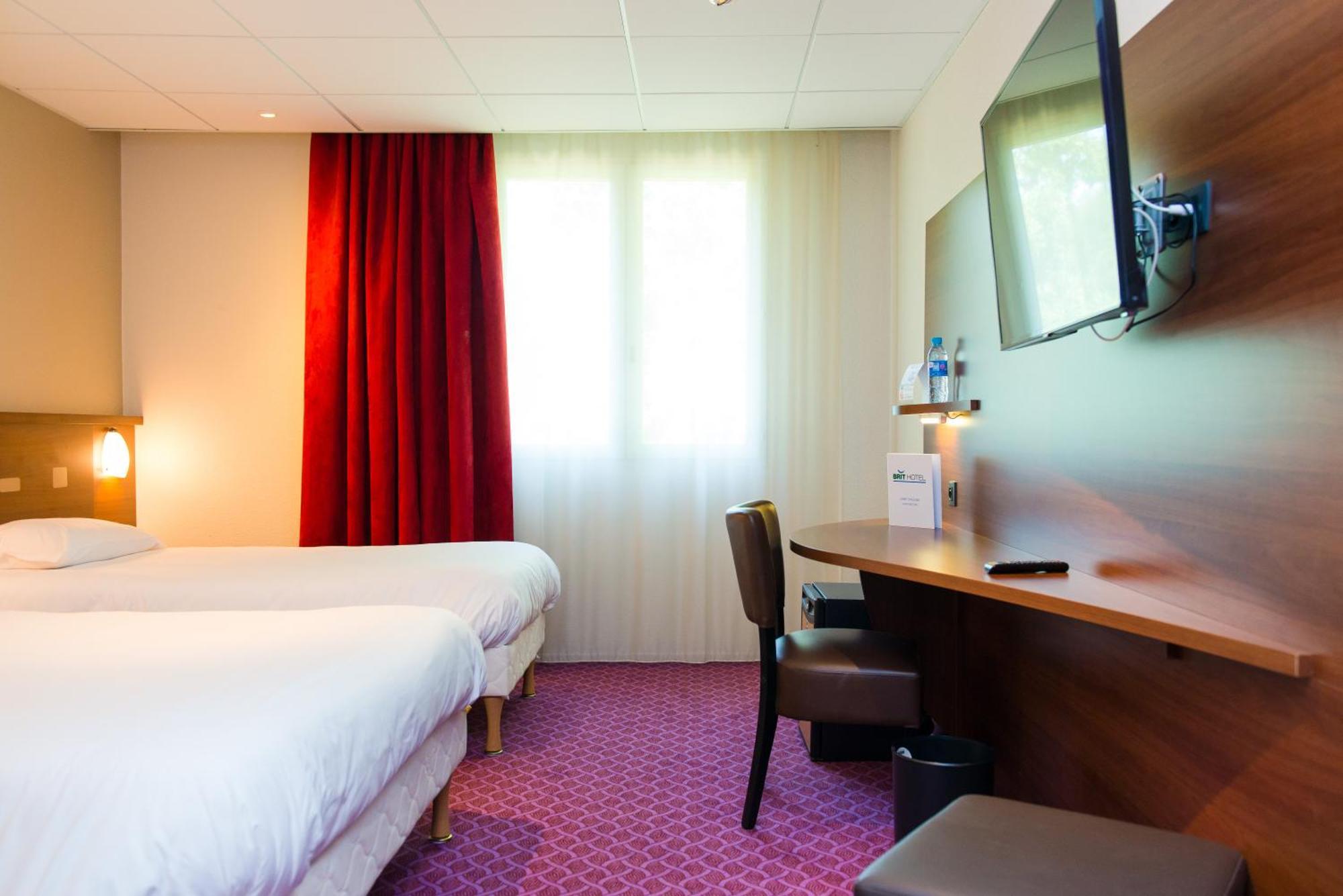 Brit Hotel Nantes Vigneux - L'Atlantel Bagian luar foto