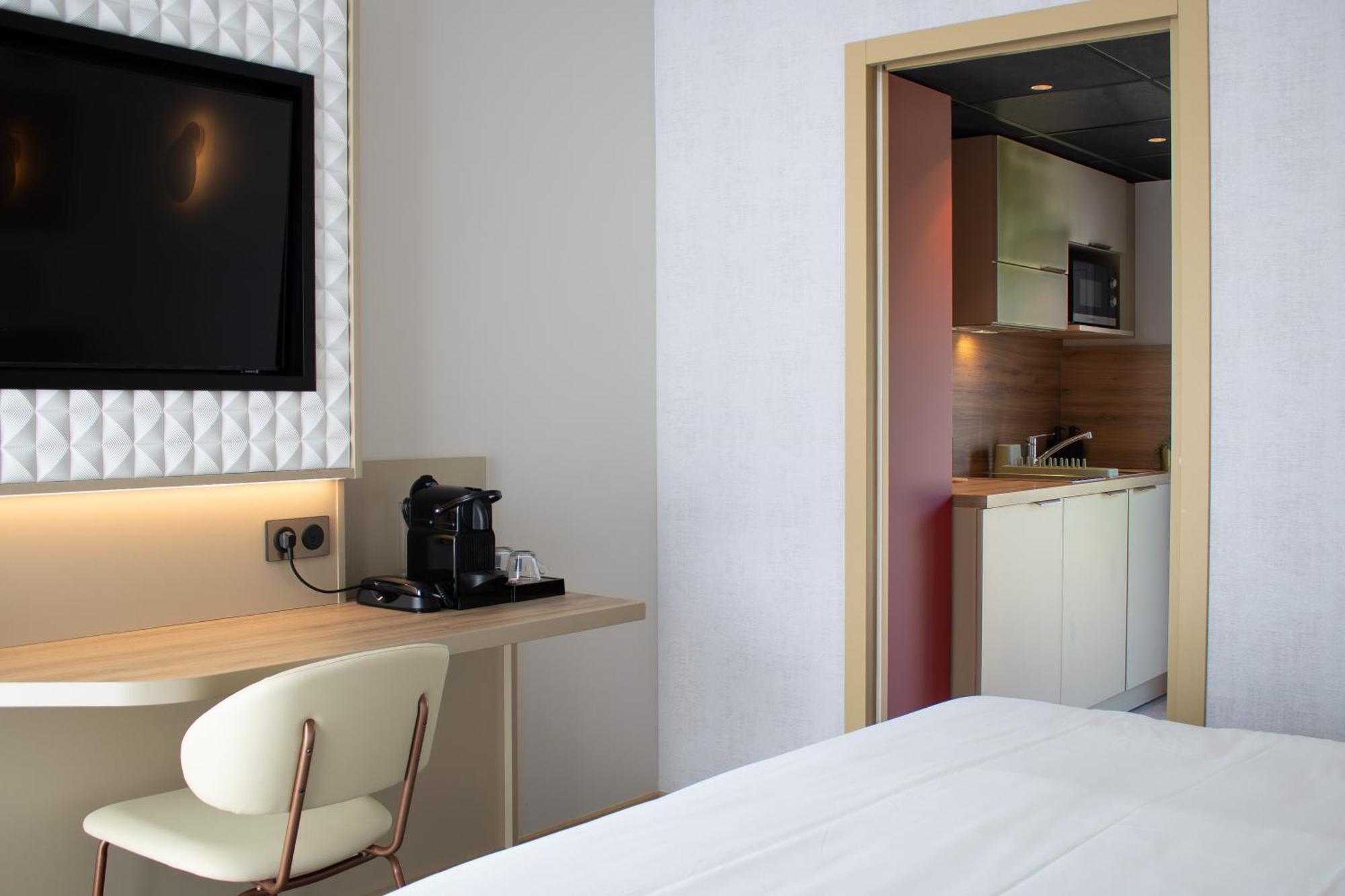 Brit Hotel Nantes Vigneux - L'Atlantel Bagian luar foto