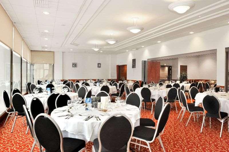 Brit Hotel Nantes Vigneux - L'Atlantel Restoran foto