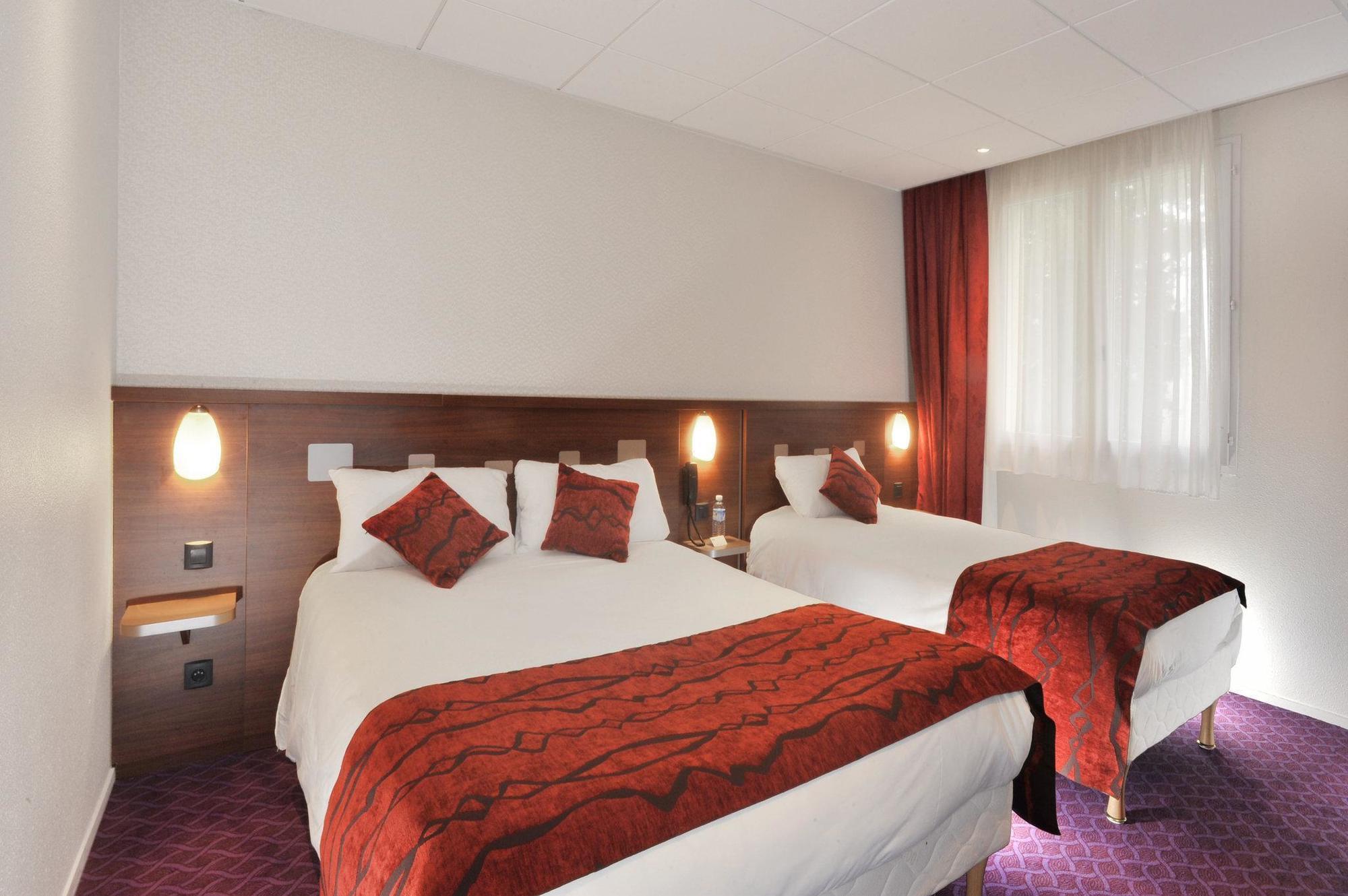Brit Hotel Nantes Vigneux - L'Atlantel Bagian luar foto