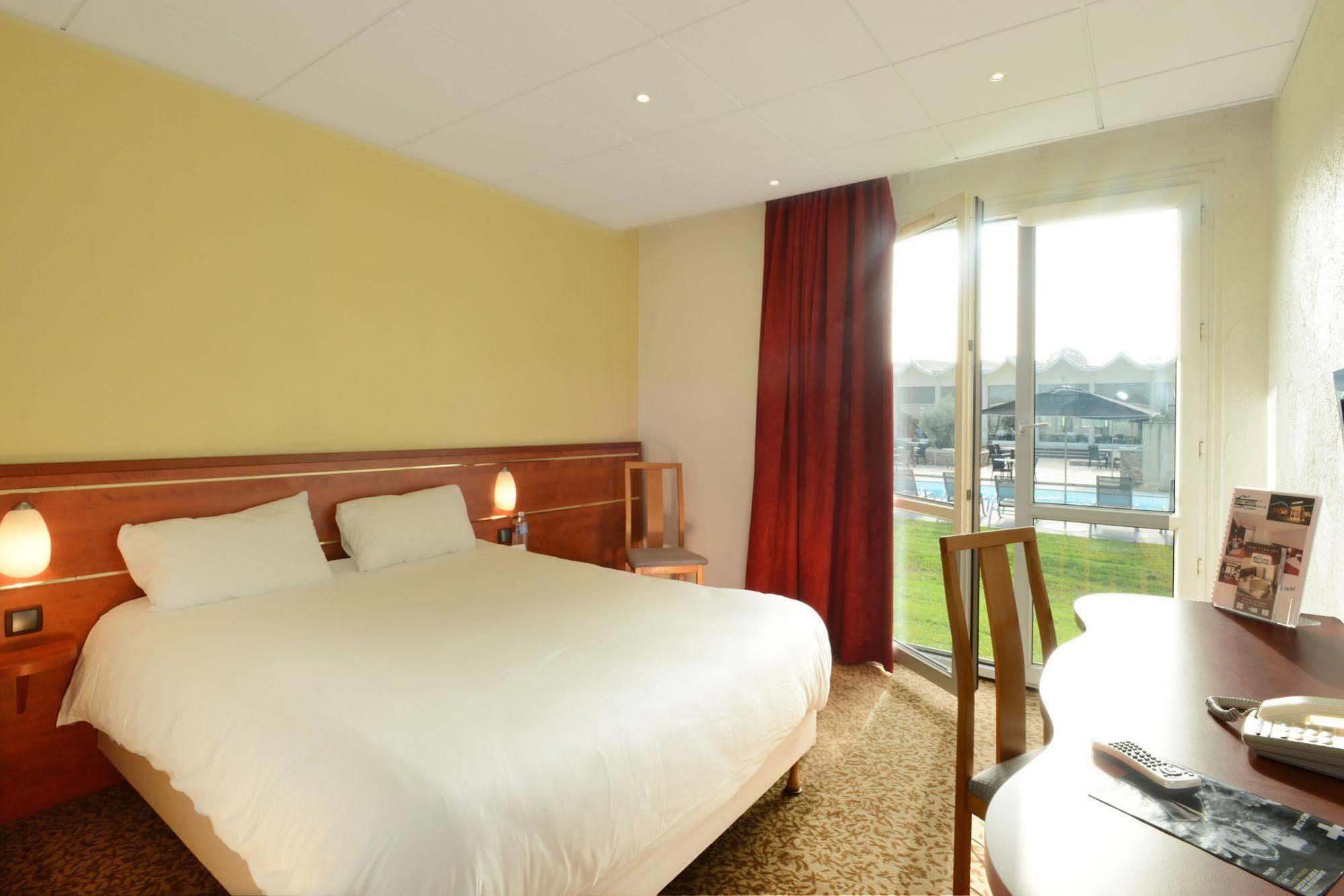 Brit Hotel Nantes Vigneux - L'Atlantel Bagian luar foto